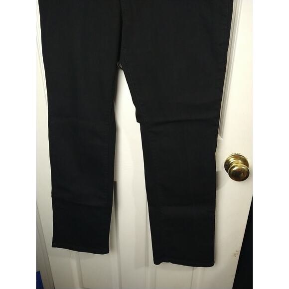 L.L. Bean Woman's 12 Jeans Black Classic Fit Straight 5 Pocket Casual - Picture 3 of 10